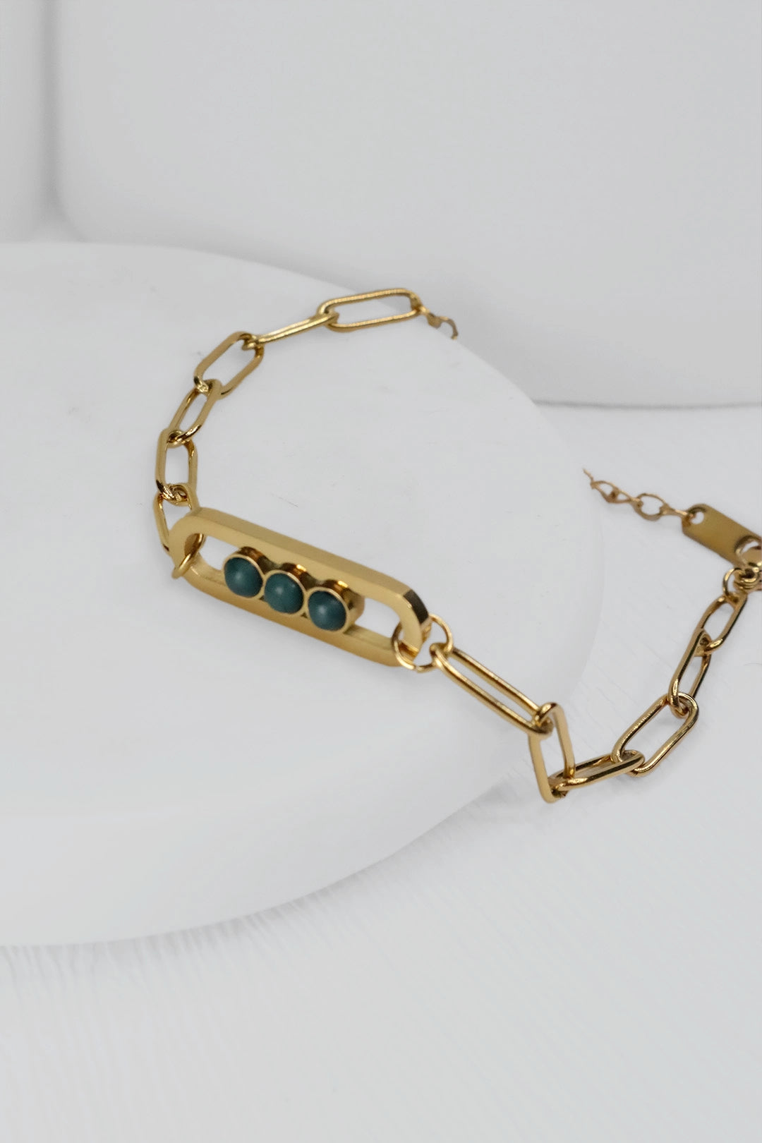 Elegant green and gold bracelet from Palusci’s fine jewelry collection – stainless steel design