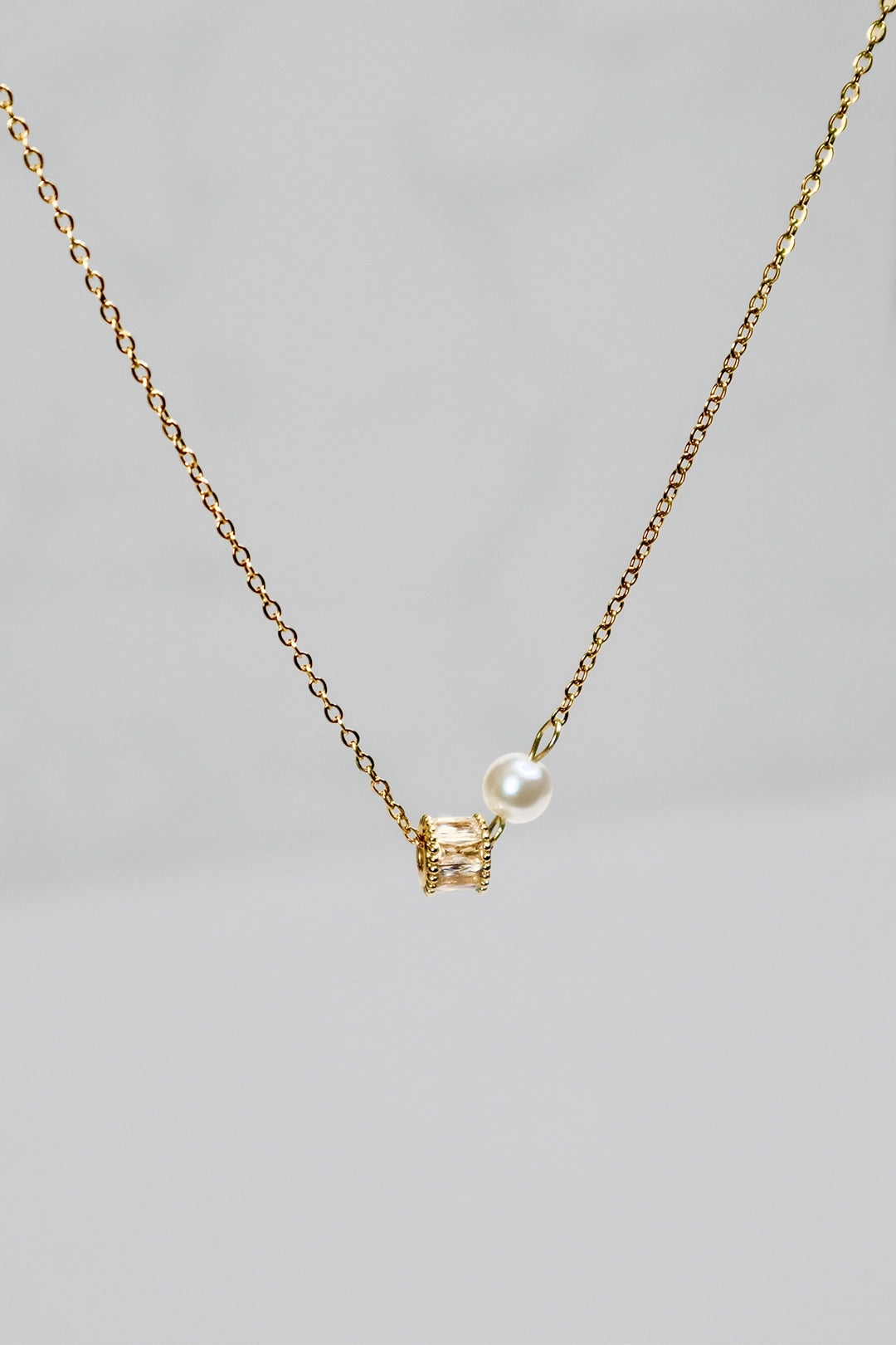 Elegant Pearl Meadow Stainless Steel Necklace – timeless fine jewelry with classic pearl accents