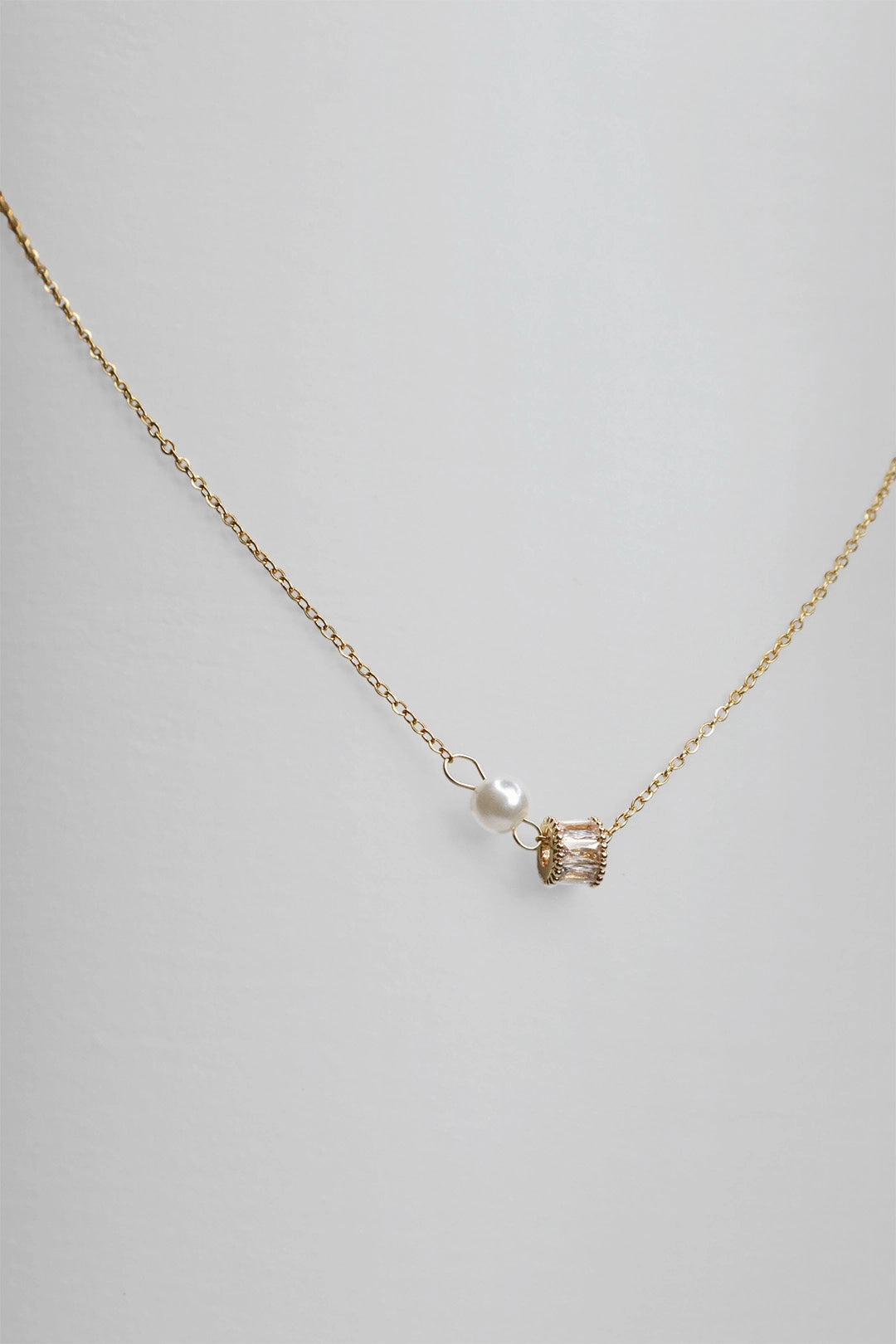 Custom Pearl Meadow Stainless Steel Necklace – elegant fine jewelry with classic pearl design
